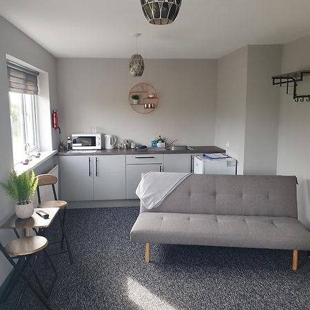 Happy Airfield Studio Sandtoft Exteriör bild